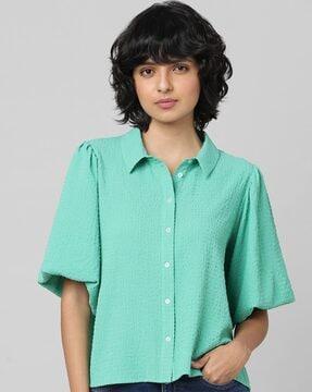 drop-shoulder spread-collar shirt