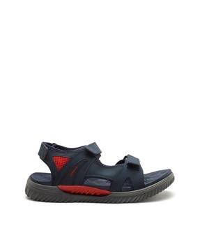 dual-strap sandals with velcro fastening