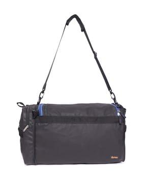 duffle bag with detachable strap