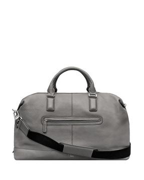 duffle bag with detachable strap