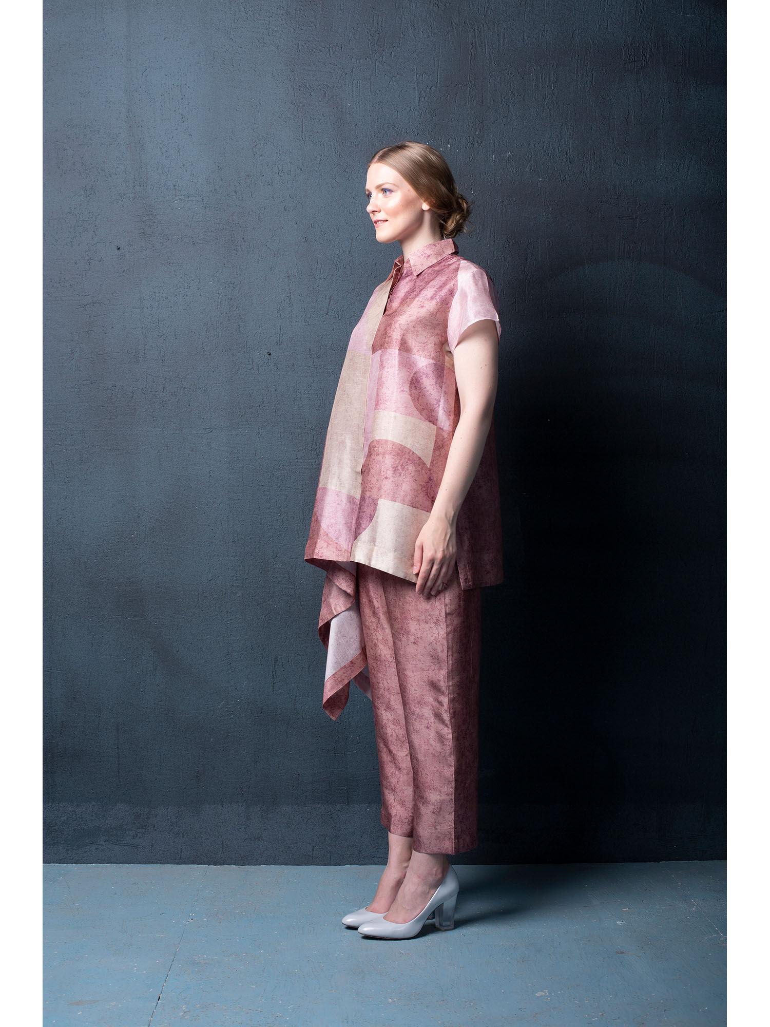 dupion silk comprised of geometrical color block print kurta and pant (set of 2)