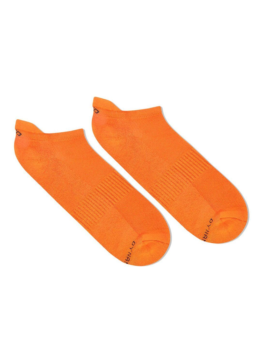 dynamocks men orange solid bamboo ankle-length socks