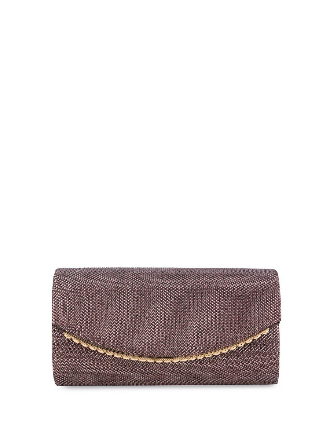 e2o textured envelope clutch