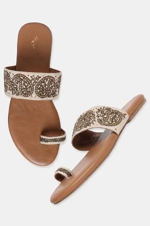 ecru embroidered round toe flat-sgul