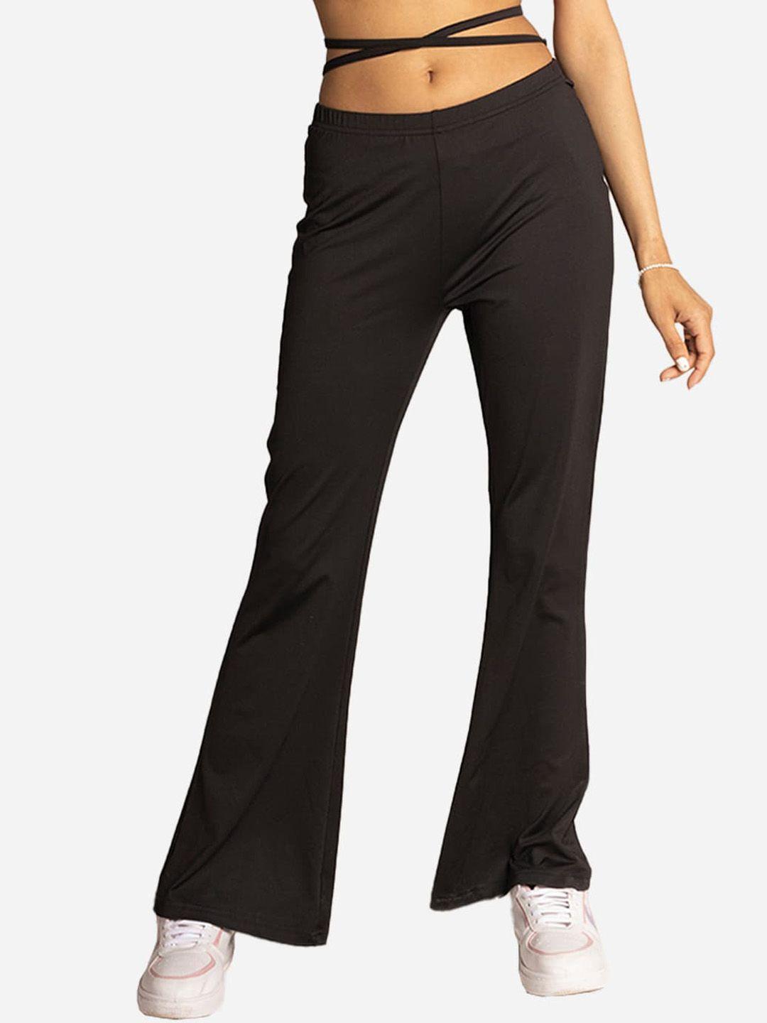 edrio women black solid midriff flossing bootcut track pants