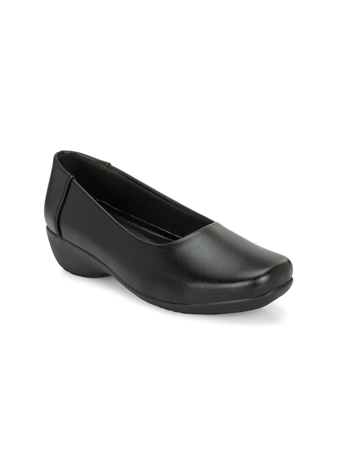 eego italy  round toe work wedge pumps