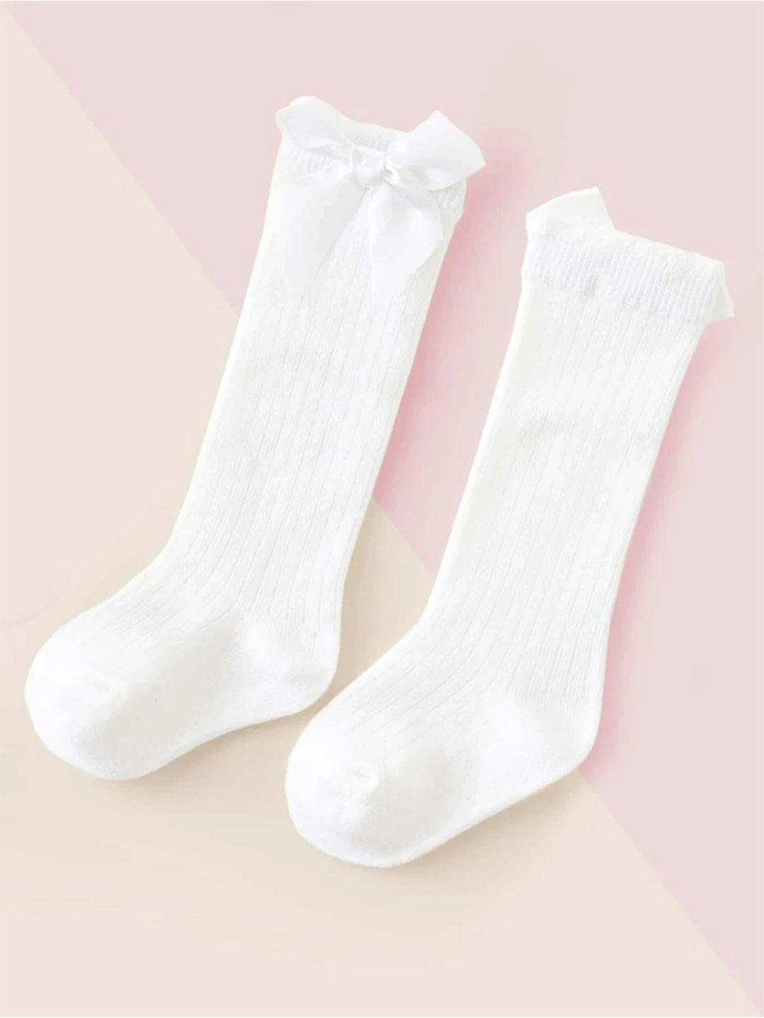 el regalo girls white patterned calf length socks