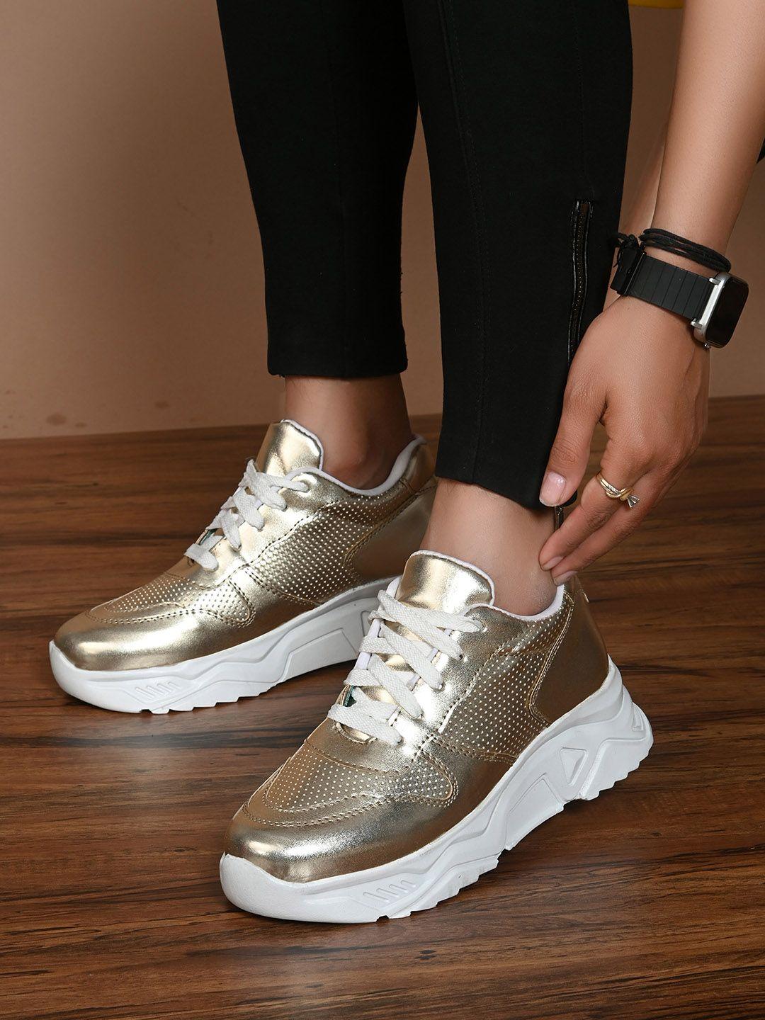 el paso women gold-toned  faux leather lace up sneakers