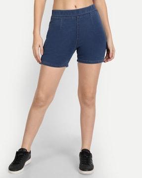 elasticated shorts with back patch-pockets