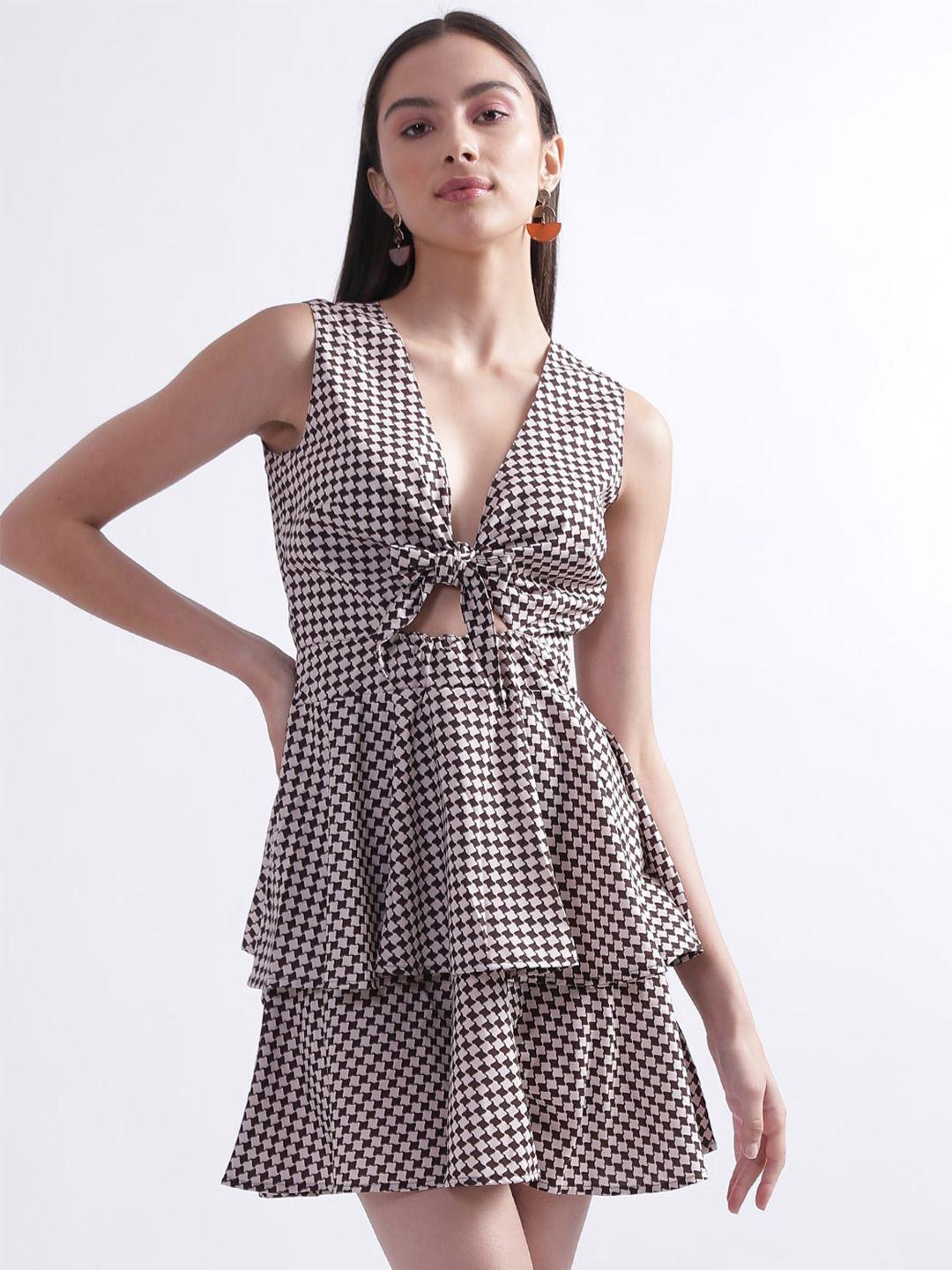 elle checked fit & flare dress