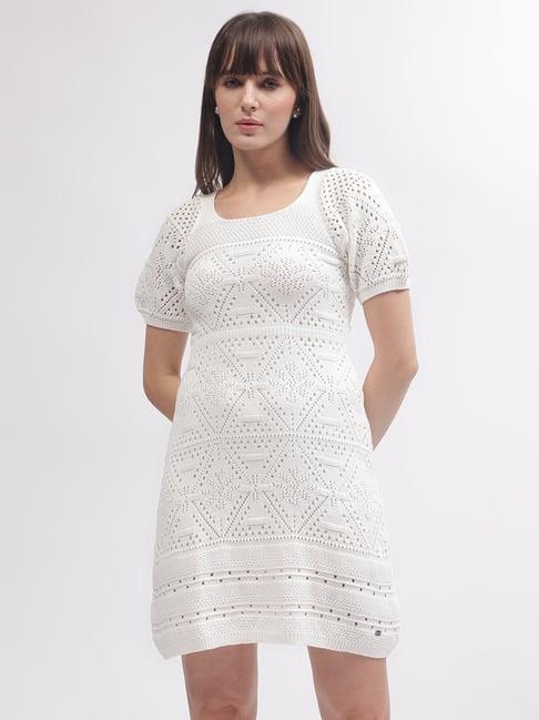 elle white cotton self pattern shift dress