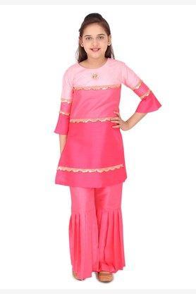 embellished silk round neck girls ethnic set - pink