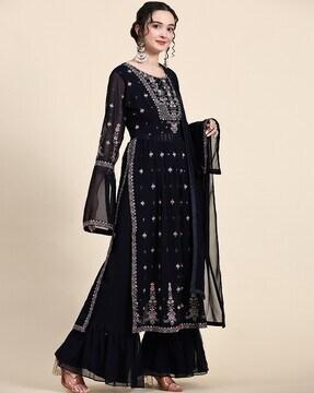 embellished & embroidery straight kurta set