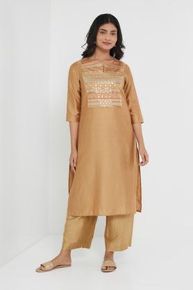 embellished blended round neck women's kurta - gold