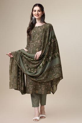 embellished calf length cotton woven women's kurta set - green