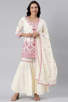embellished calf length cotton woven women's kurta set - pink