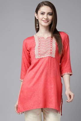 embellished cotton boat neck women's casual wear kurti - pink