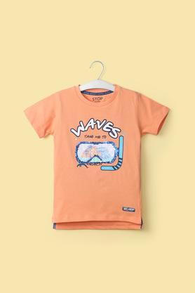 embellished cotton round neck boy's t-shirt - peach