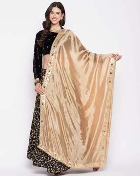 embellished dupatta with lace border