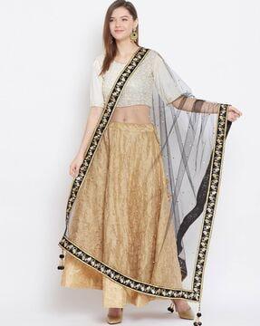 embellished dupatta with laktan