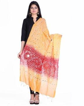 embellished dupatta with mirror accent