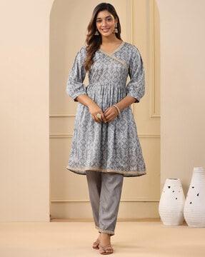 embellished flared kurta & pants set