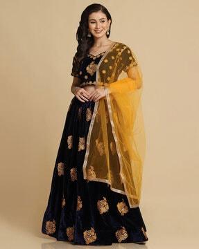 embellished flared lehenga choli set with dupatta