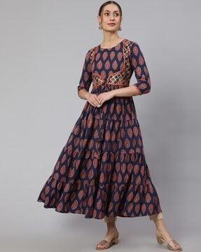 embellished floral print round-neck kurta