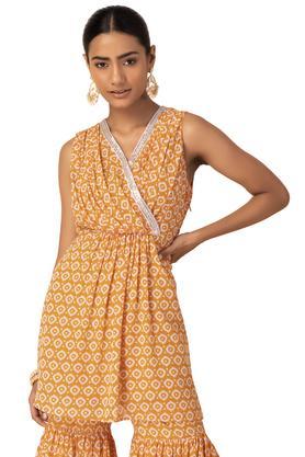 embellished georgette v neck womens kurta - yellow