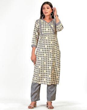 embellished kurta set