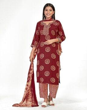 embellished kurta set