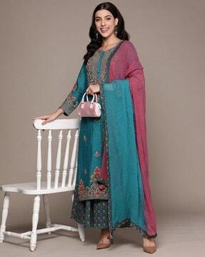 embellished kurta suit set