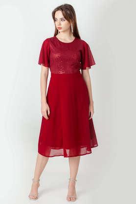 embellished polyester round neck women's midi dress - maroon