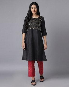 embellished round-neck a-line kurta with pants