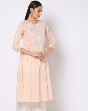 embellished round-neck a-line kurta