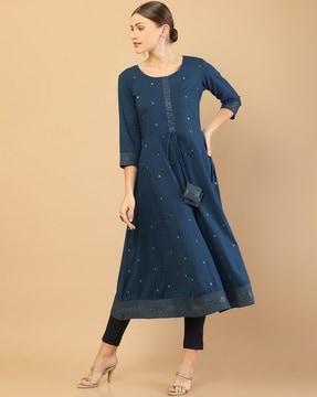 embellished round-neck flared kurta