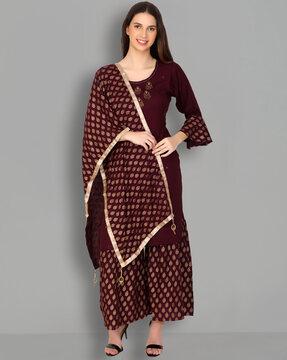 embellished round-neck straight kurta set