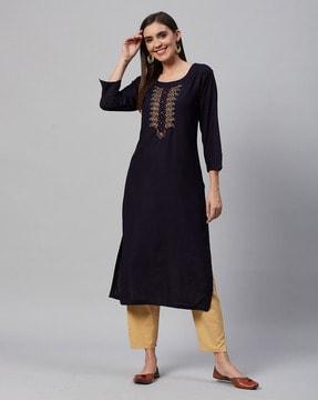 embellished round-neck straight kurta