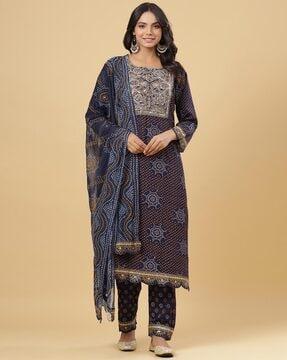 embellished straight kurta & pant set with dupatta