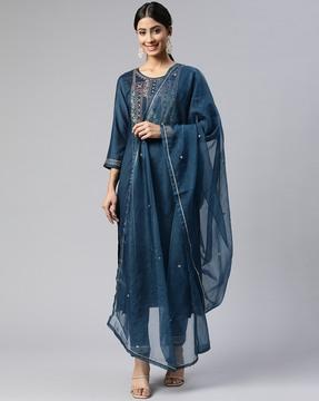 embellished straight kurta & pant set