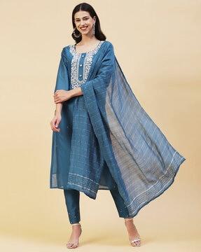 embellished straight kurta set