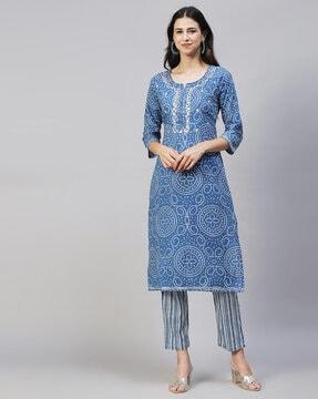 embellished straight kurta set