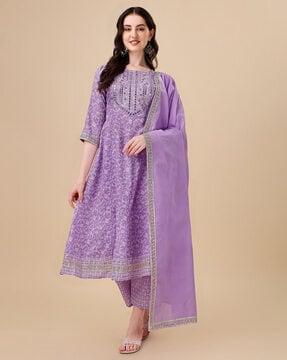 embellished straight kurta set