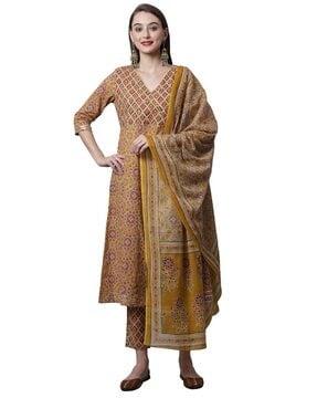 embellished straight kurta set