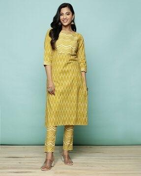 embellished straight kurta set