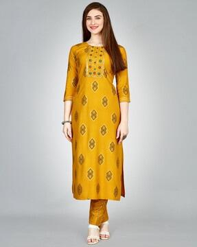 embellished straight kurta set