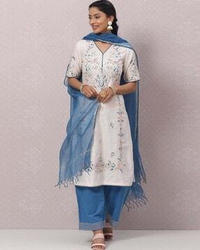 embellished straight kurta sets