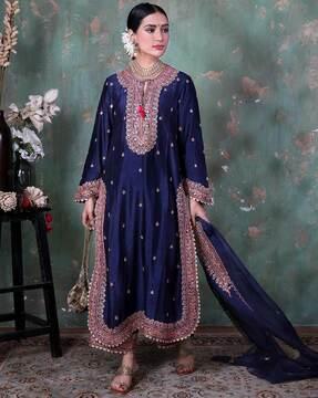 embellished straight kurta suit set with dupatta