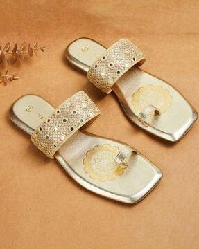 embellished toe-ring flat sandals