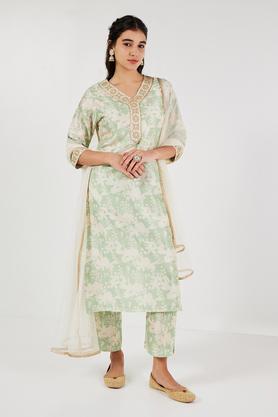 embroidered calf length art silk woven women's kurta set - green